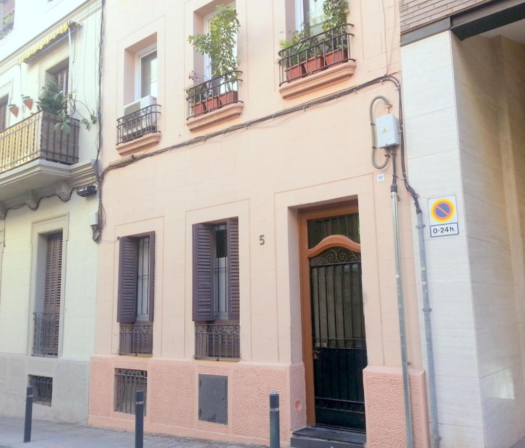 New! Apartment In Sarria Near Metro Barcelone Extérieur photo
