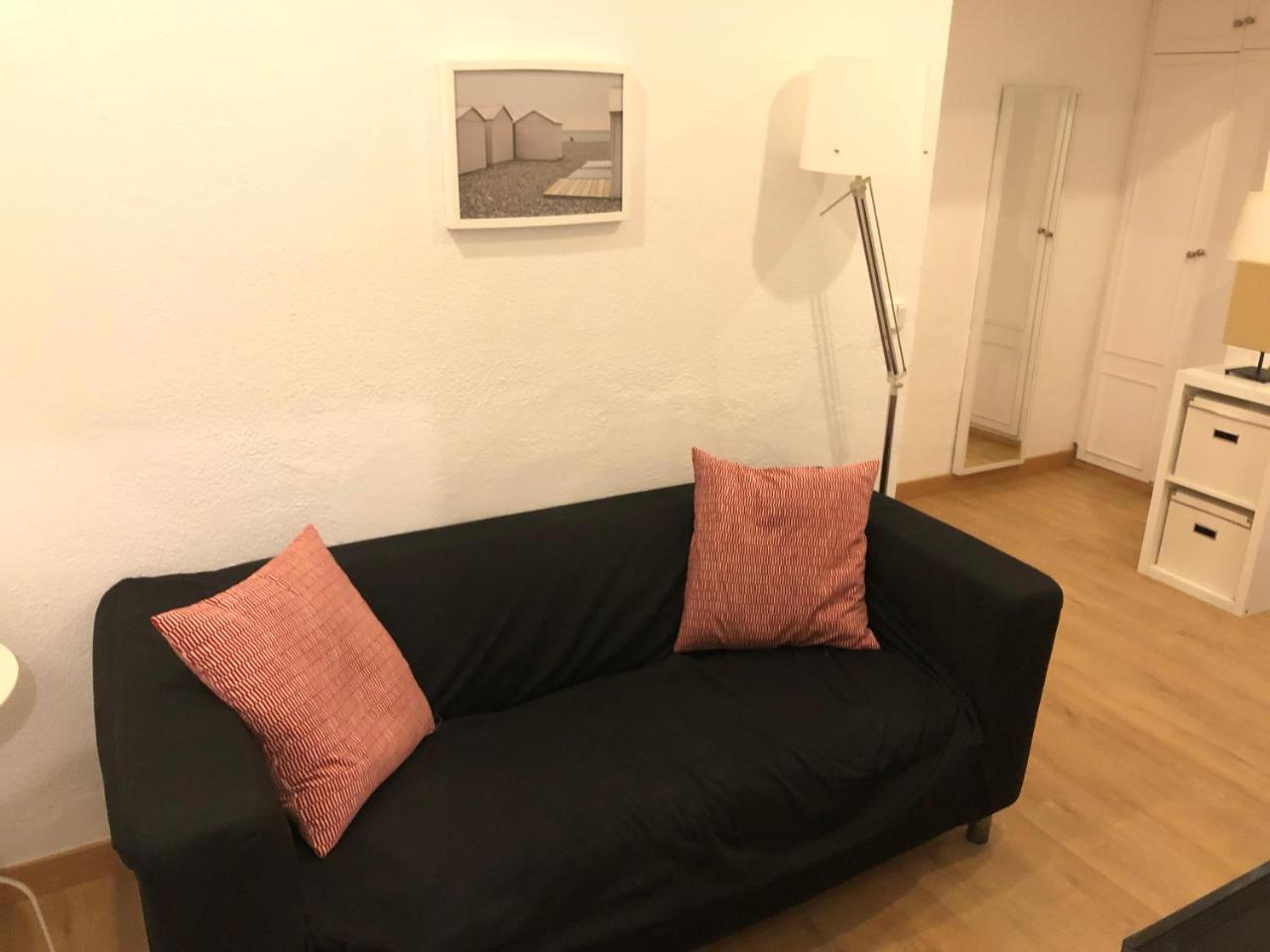 New! Apartment In Sarria Near Metro Barcelone Extérieur photo